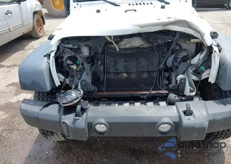 2014 Jeep Wrangler Unlimited Sport из США, поврежденный, VIN 1C4BJWDG6EL290055